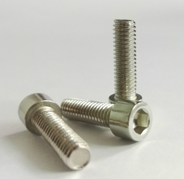 內(nèi)六角螺栓標準有哪些？